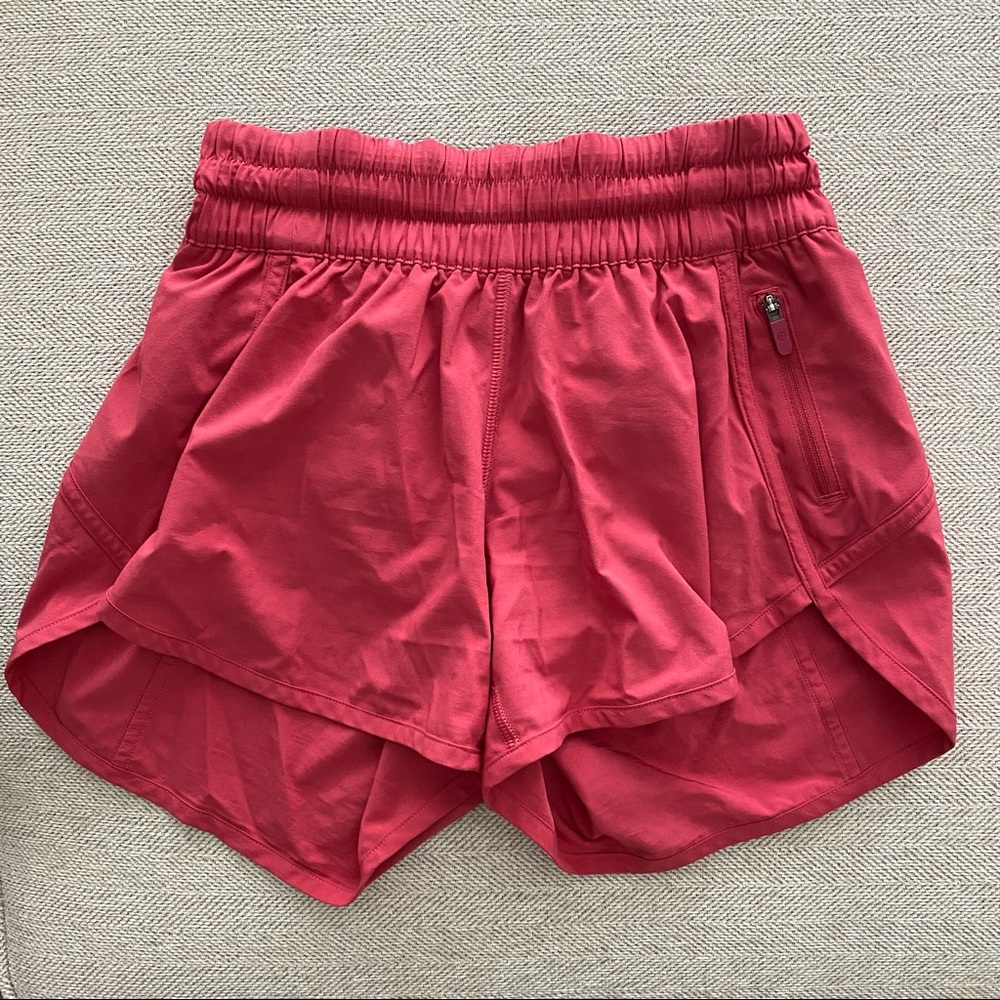 Lululemon Tracker Short 4"